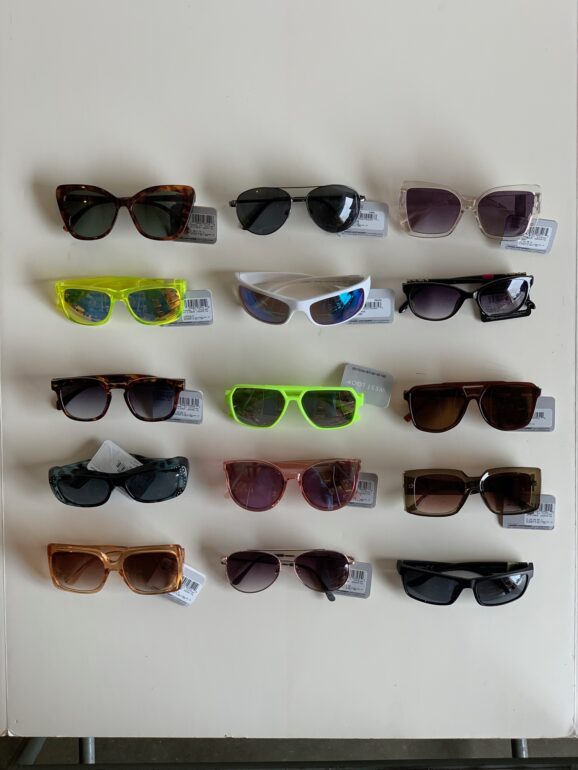 Assortment of Name Brand Sun Glasses - Asst. Styles & Colors - Ladies, Men & Unisex